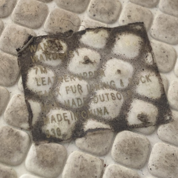 Steve Madden Women’s Fur Lined Slip On Wedge Sneakers Size 7 - Picture 9 of 9